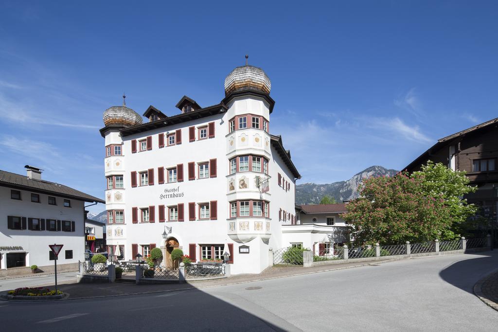 Gasthof Herrnhaus Brixlegg Bagian luar foto