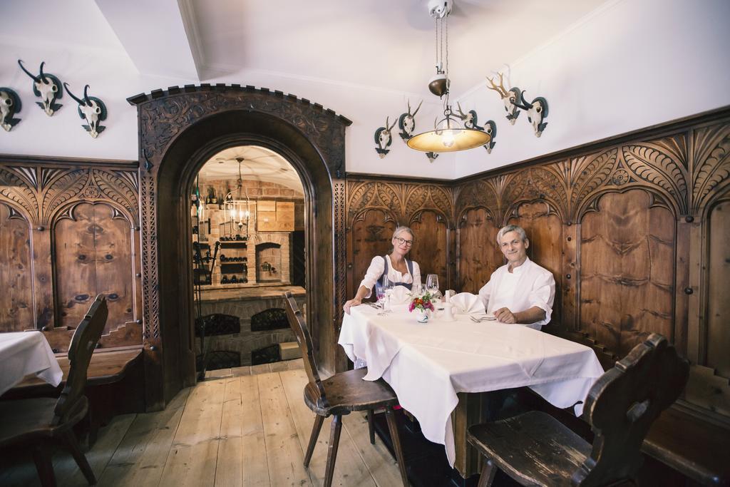 Gasthof Herrnhaus Brixlegg Bagian luar foto